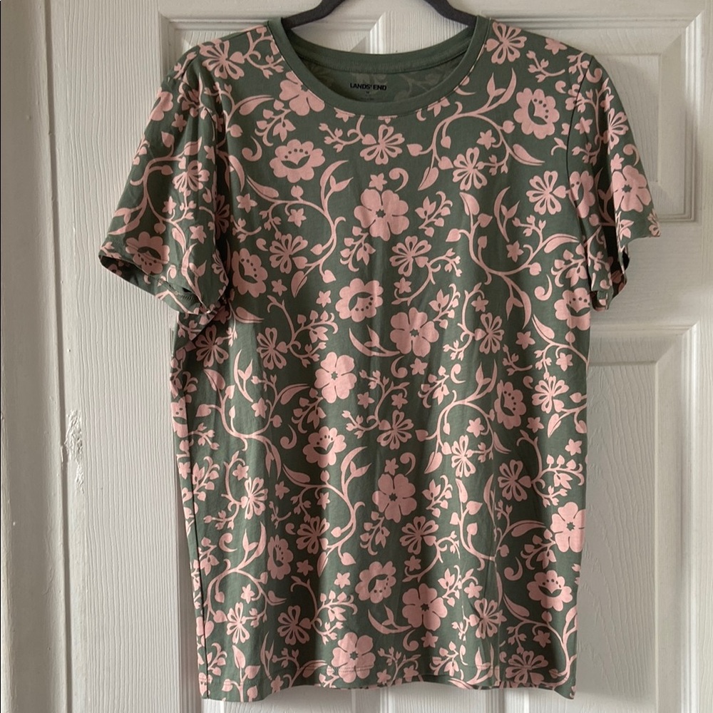 Lands’ End Short Sleeve T-shirt Size M